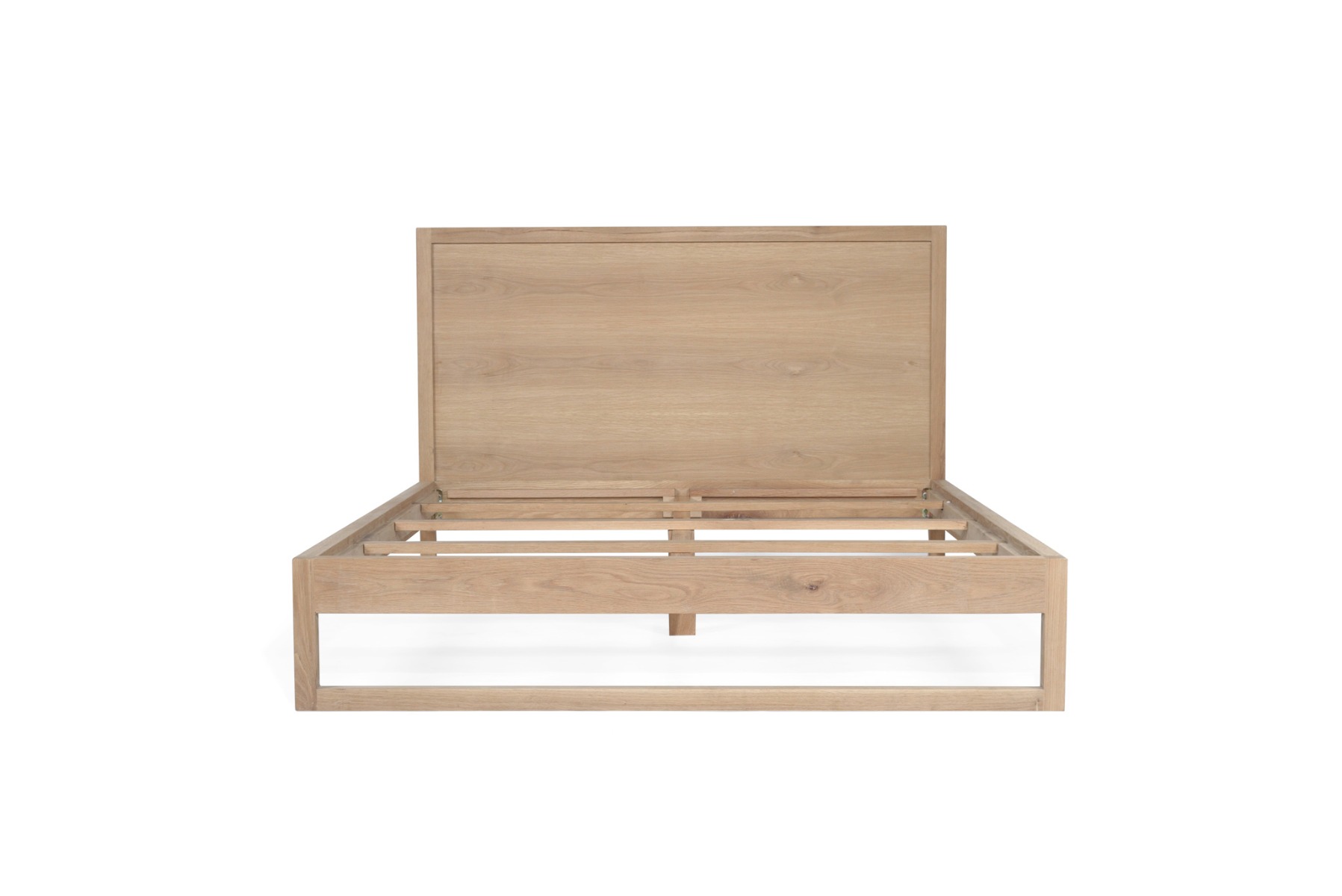 Clovelly Bed King Size American Oak, 195cm Wide x 217cm Long x 112cm High