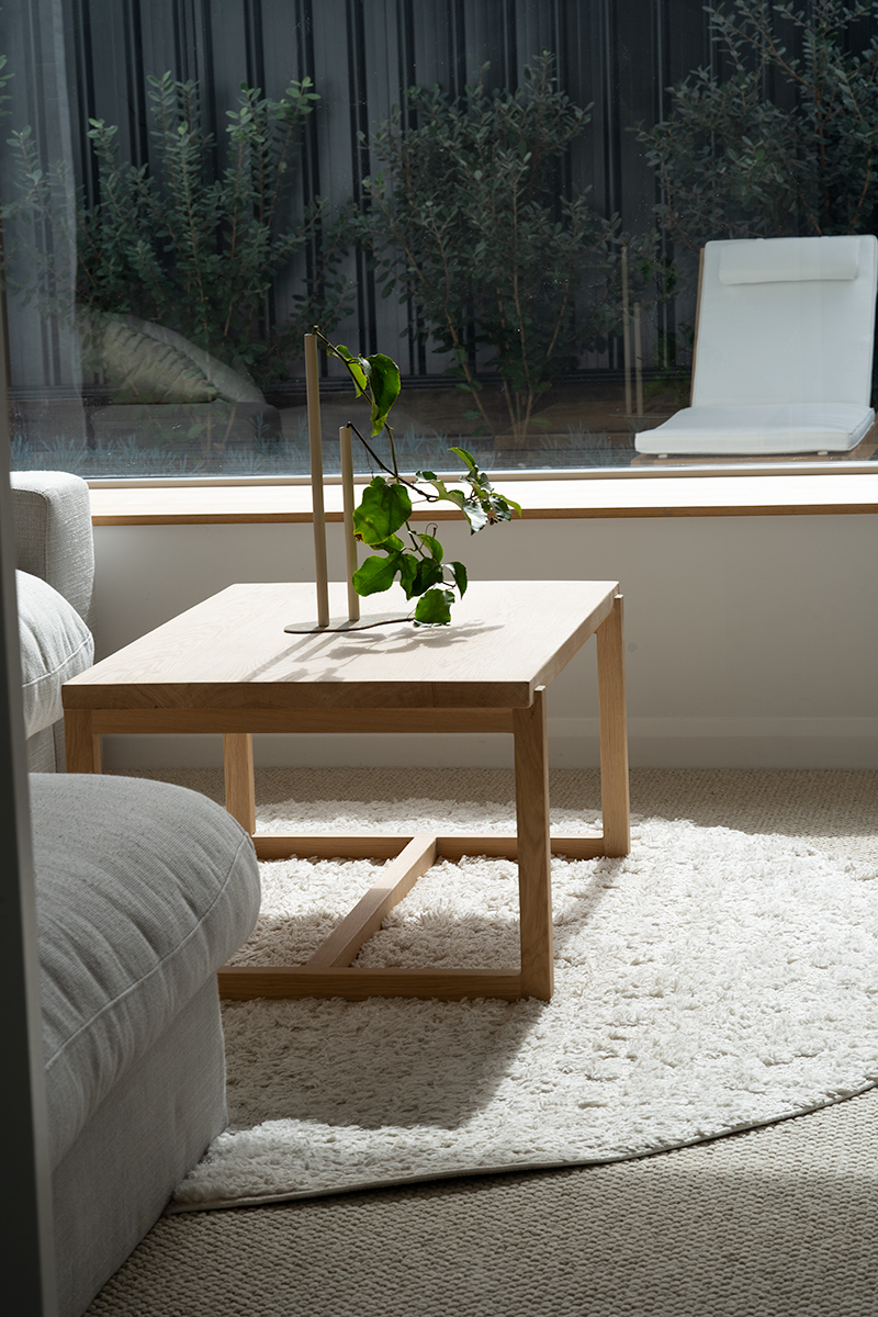 Clovelly Coffee Table, L 90cm x W 70cm x H 44cm - Image 2