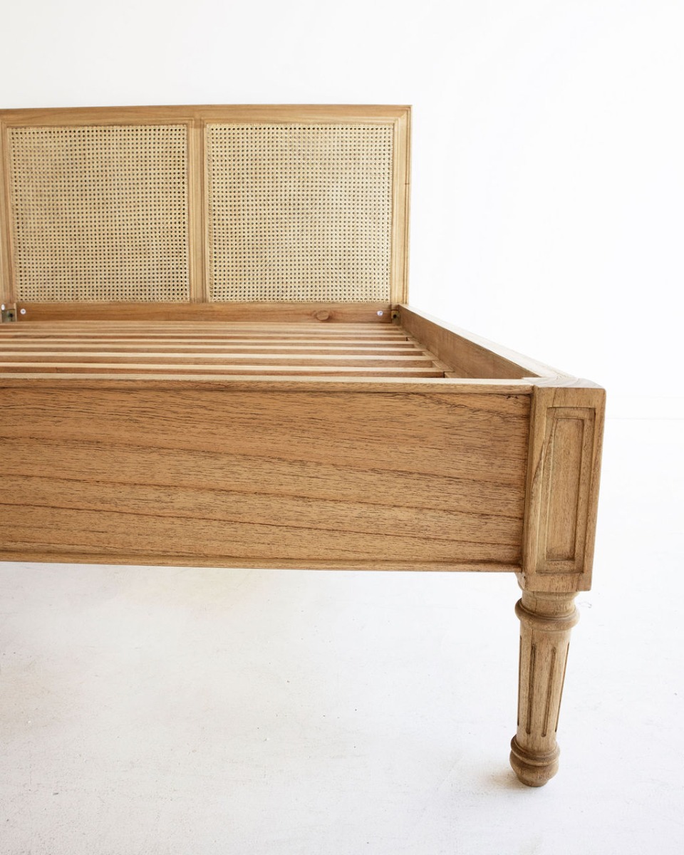 Hamilton Cane Bed King Size Low End Weathered Oak, 195cm Wide x 217cm Long x 122cm High - Image 6