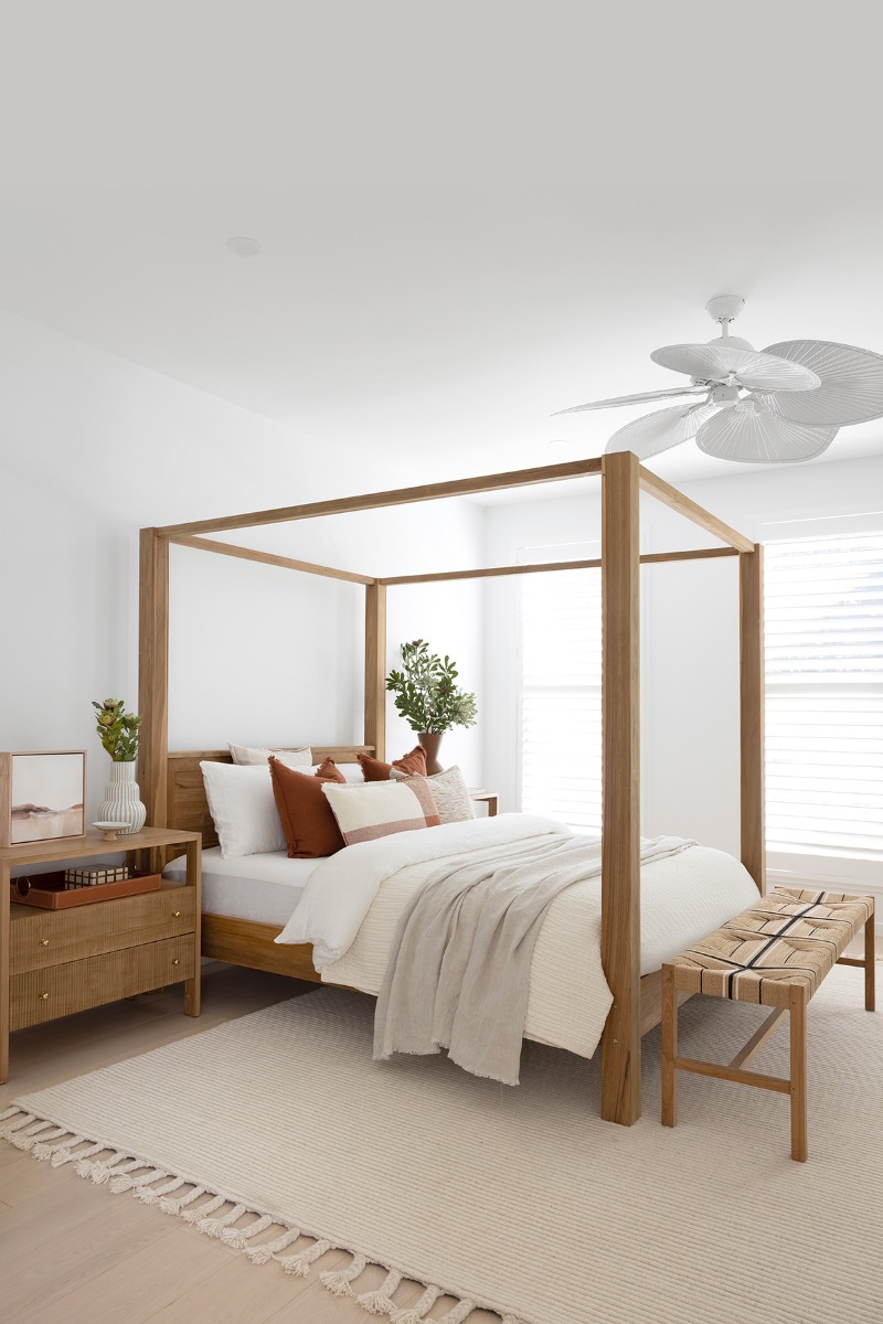Eden Four Post Bed King, 194cm Wide x 215cm Long x 195cm High - Image 12