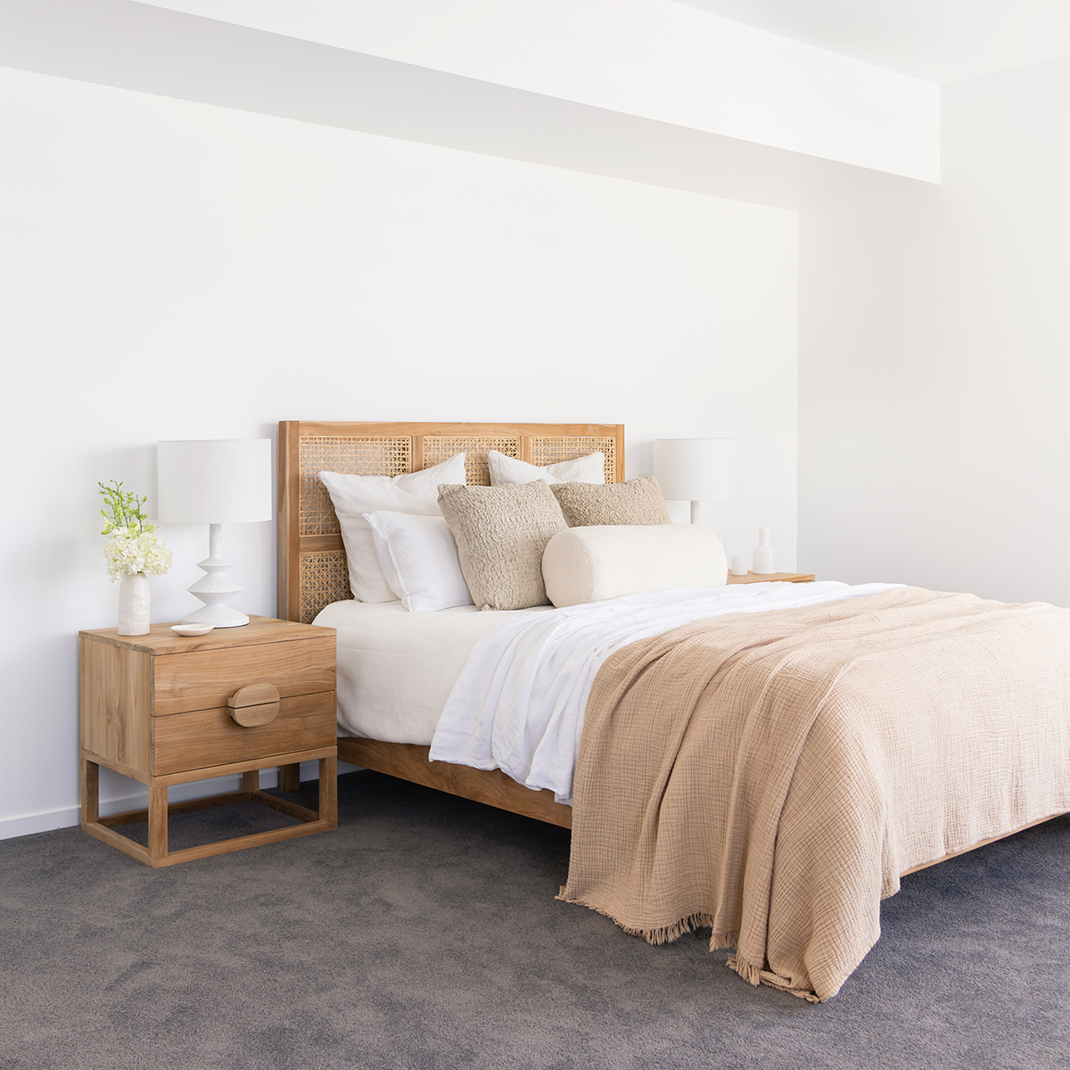Fernando Bed Queen, 165cm Wide x 215cm Long x 125cm High - Image 9