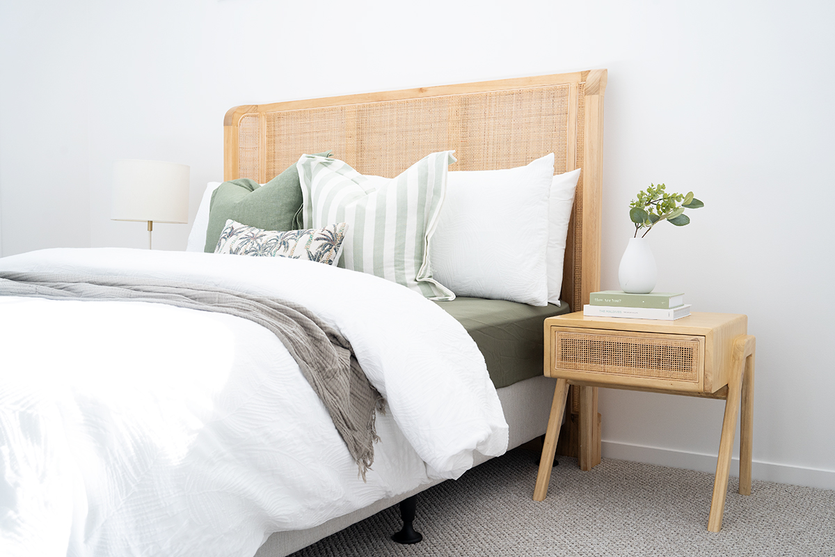 Castaway Bedhead Super King, Width 235cm x Height 125cm x Depth 15cm - Image 5