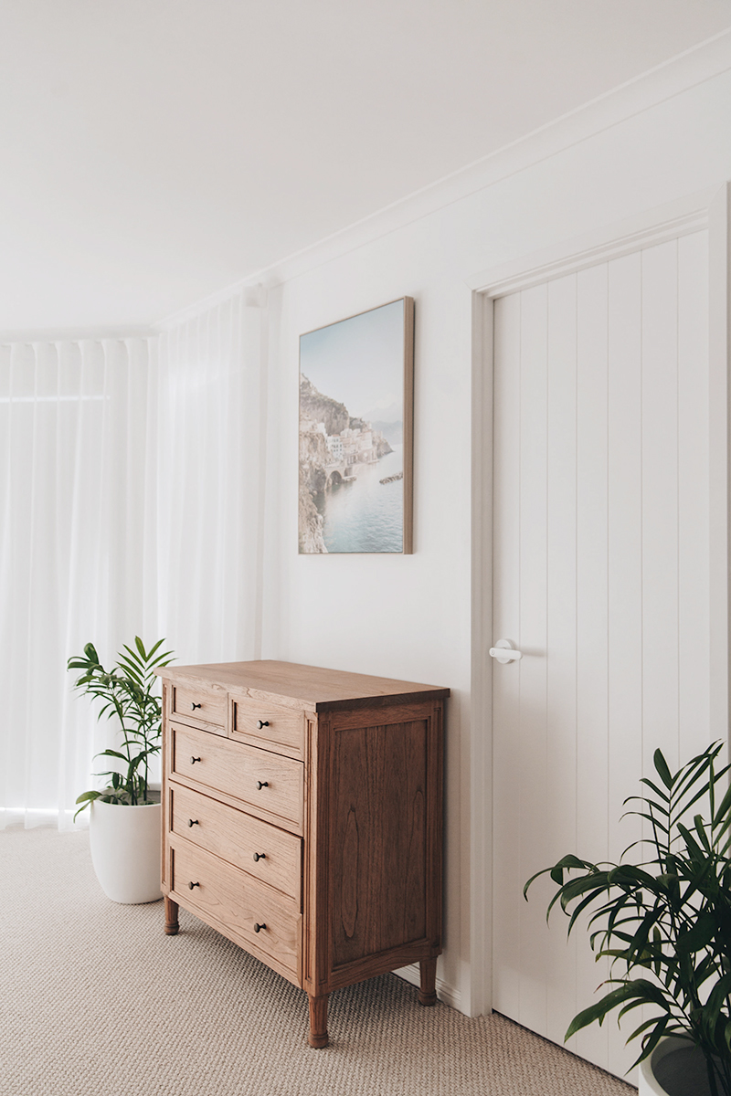 Hamilton Dresser 5 Drawer Weathered Oak, W 100cm x D 47cm x H 92cm - Image 9