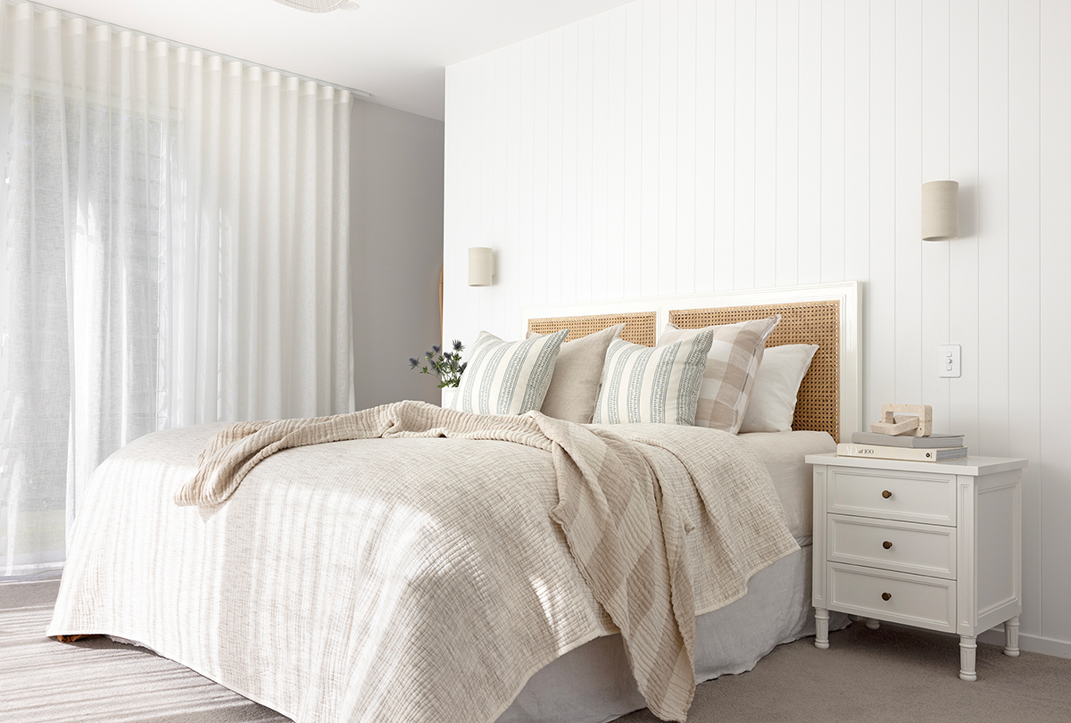 Hamilton Bedside Table 3 Drawer White, Width 57cm × Depth 45cm × Height 67cm - Image 14