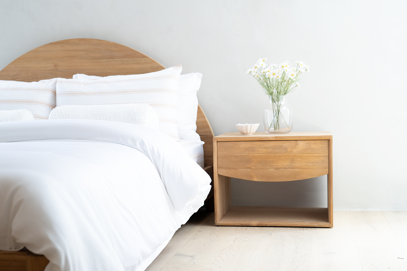 Koa Bedside Table Low, W 60cm x D 46cm x H 46cm - Image 4