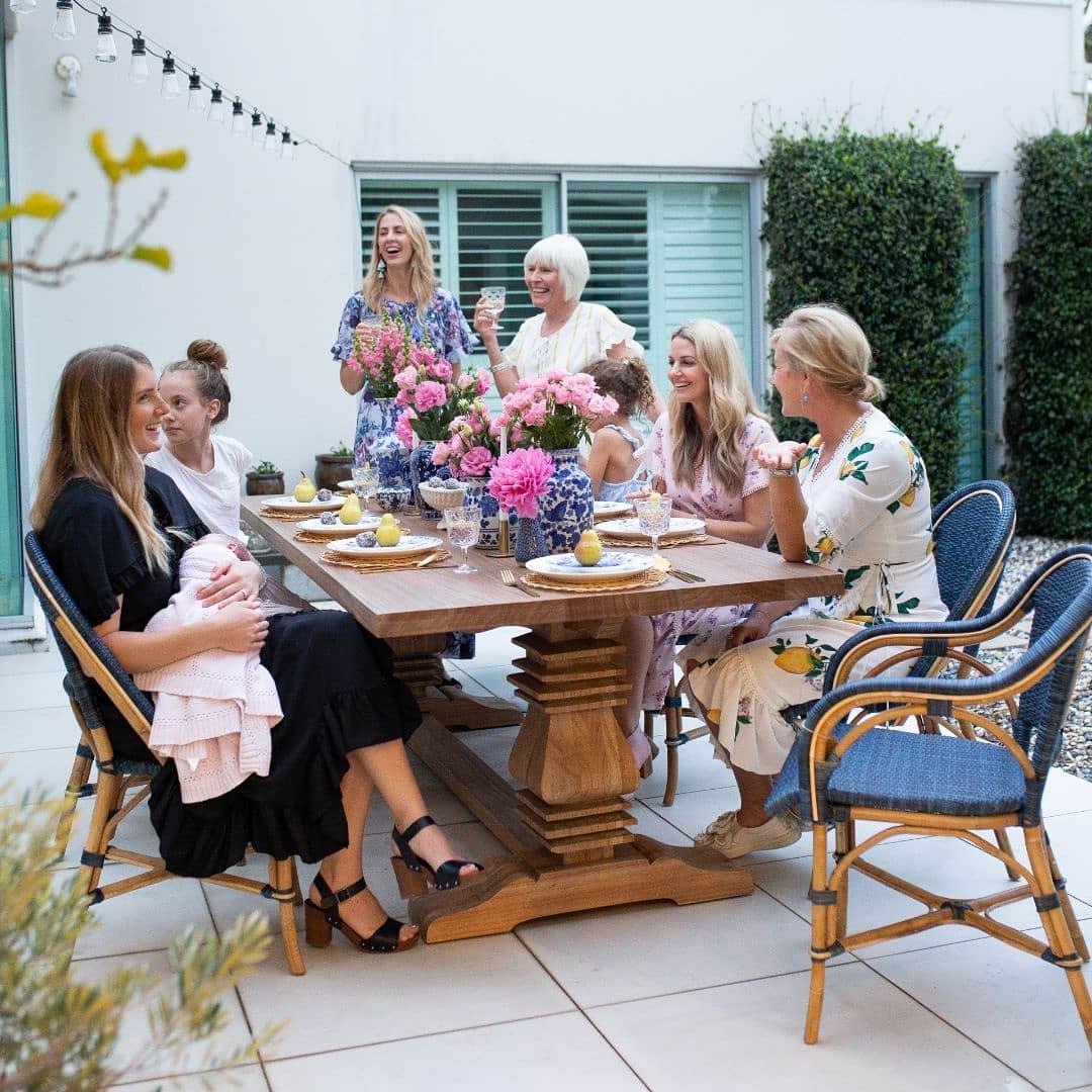 Newport Pedestal Table, 3.0m x 1.1m x 0.76m - Image 2