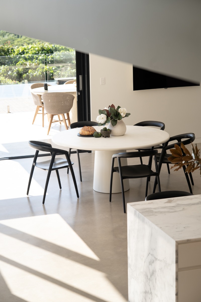 Cali Dining Chair Black, Width 54cm x Depth 55cm x Height 77cm - Image 2