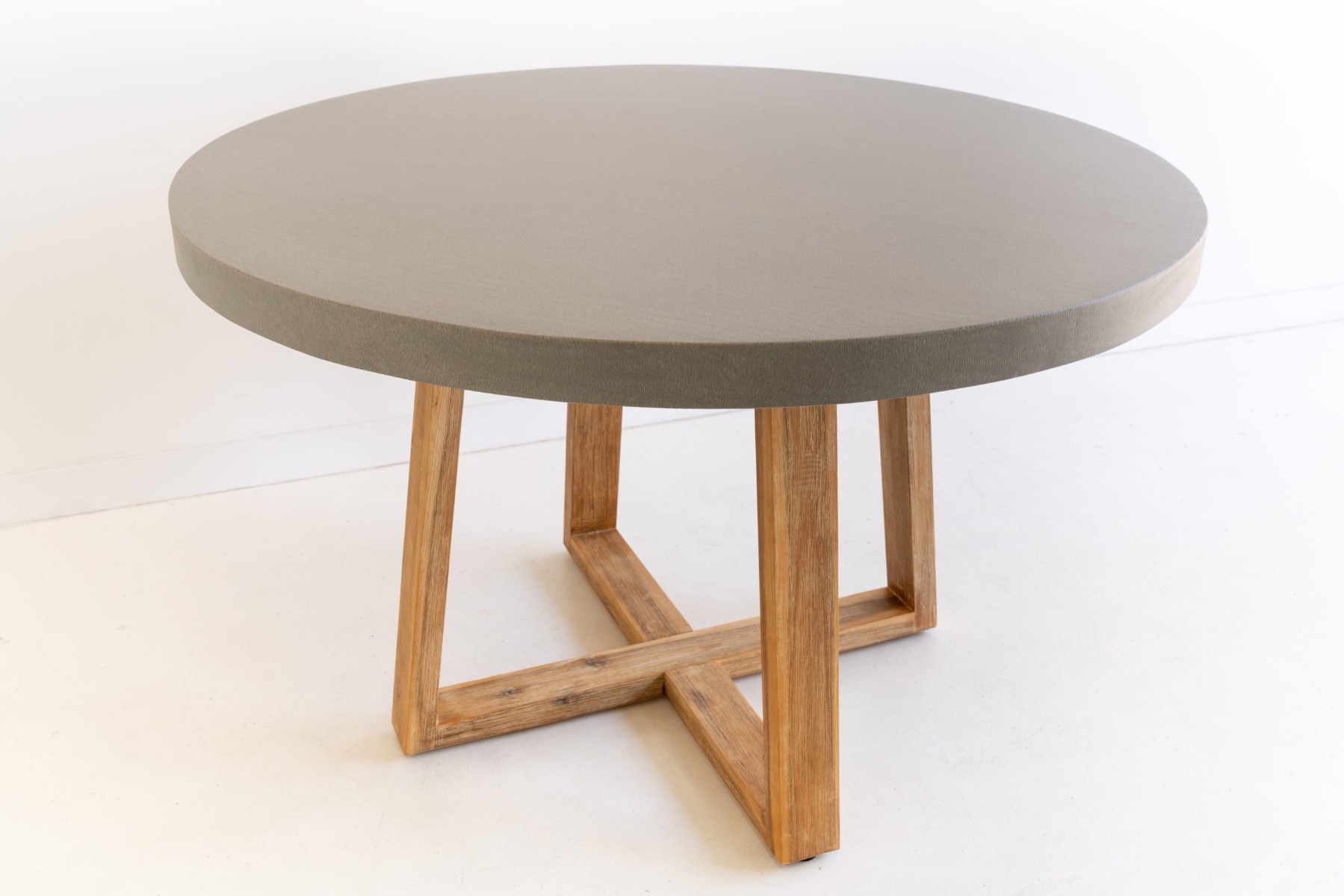 1.2m Alta Elkstone Round Dining Table – Pebble Grey with Light Honey Legs - Image 3