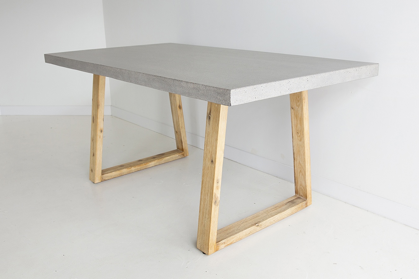 1.8m Sierra Elkstone Rectangular Dining Table – Speckled Grey with Light Honey Legs - Image 3
