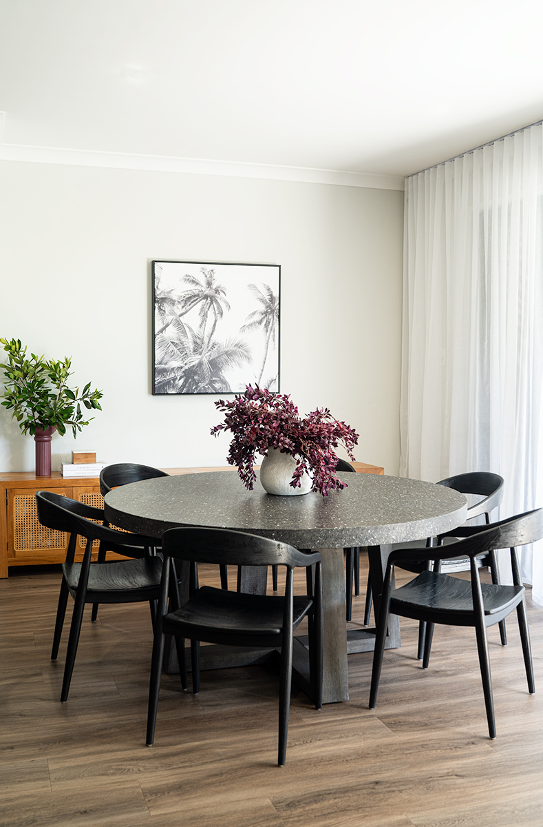 1.6m eTerrazzo Elkstone Round Dining Table – Apollo Black with Black Wash Legs - Image 4