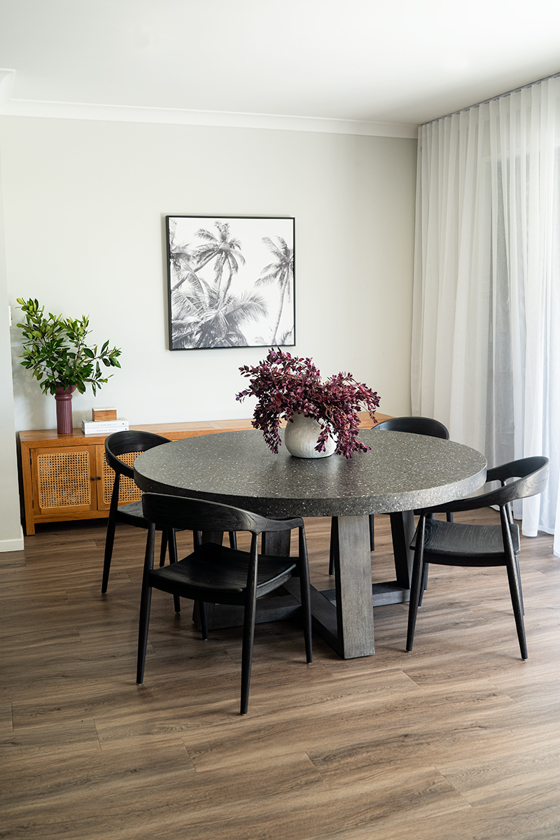 1.6m eTerrazzo Elkstone Round Dining Table – Apollo Black with Black Wash Legs - Image 5