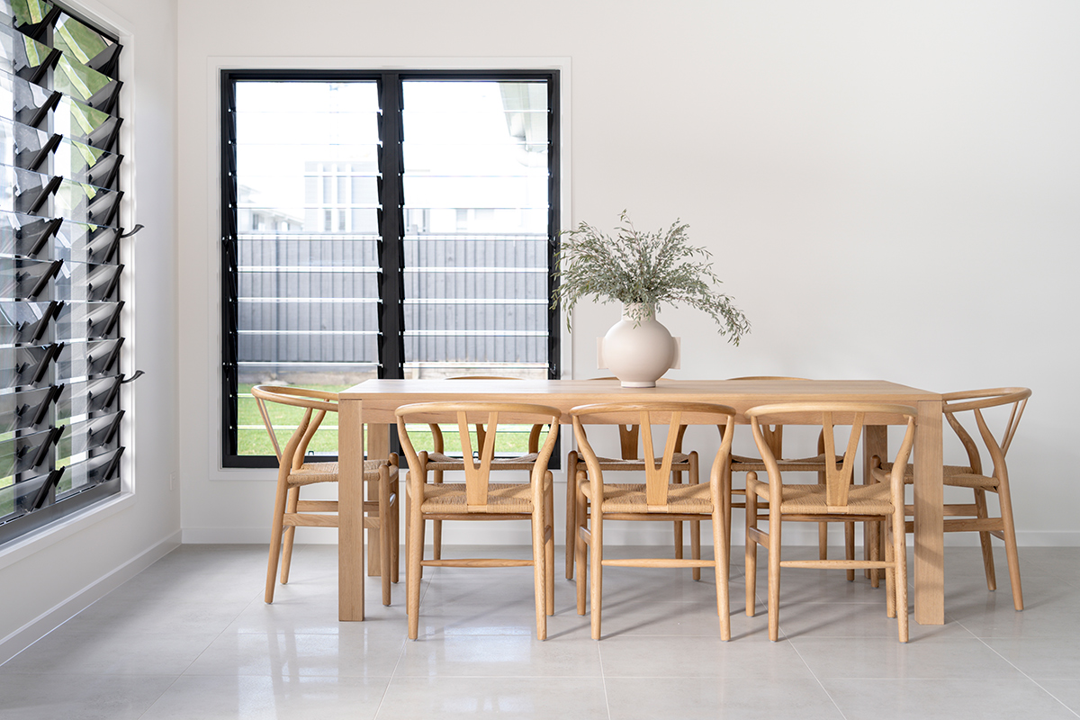 Alexander Dining Table, Width 280cm x Depth 110cm x Height 76cm - Image 11