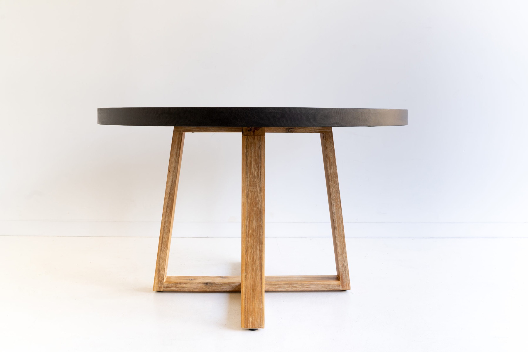 1.2m Alta Elkstone Round Dining Table – Ebony Black with Light Honey Legs - Image 3