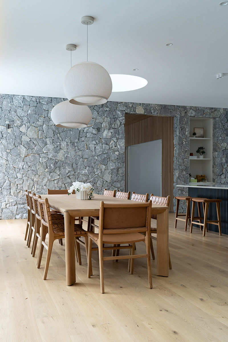 Asher Dining Table American Oak, L 300cm x W 115cm x H 76cm - Image 16