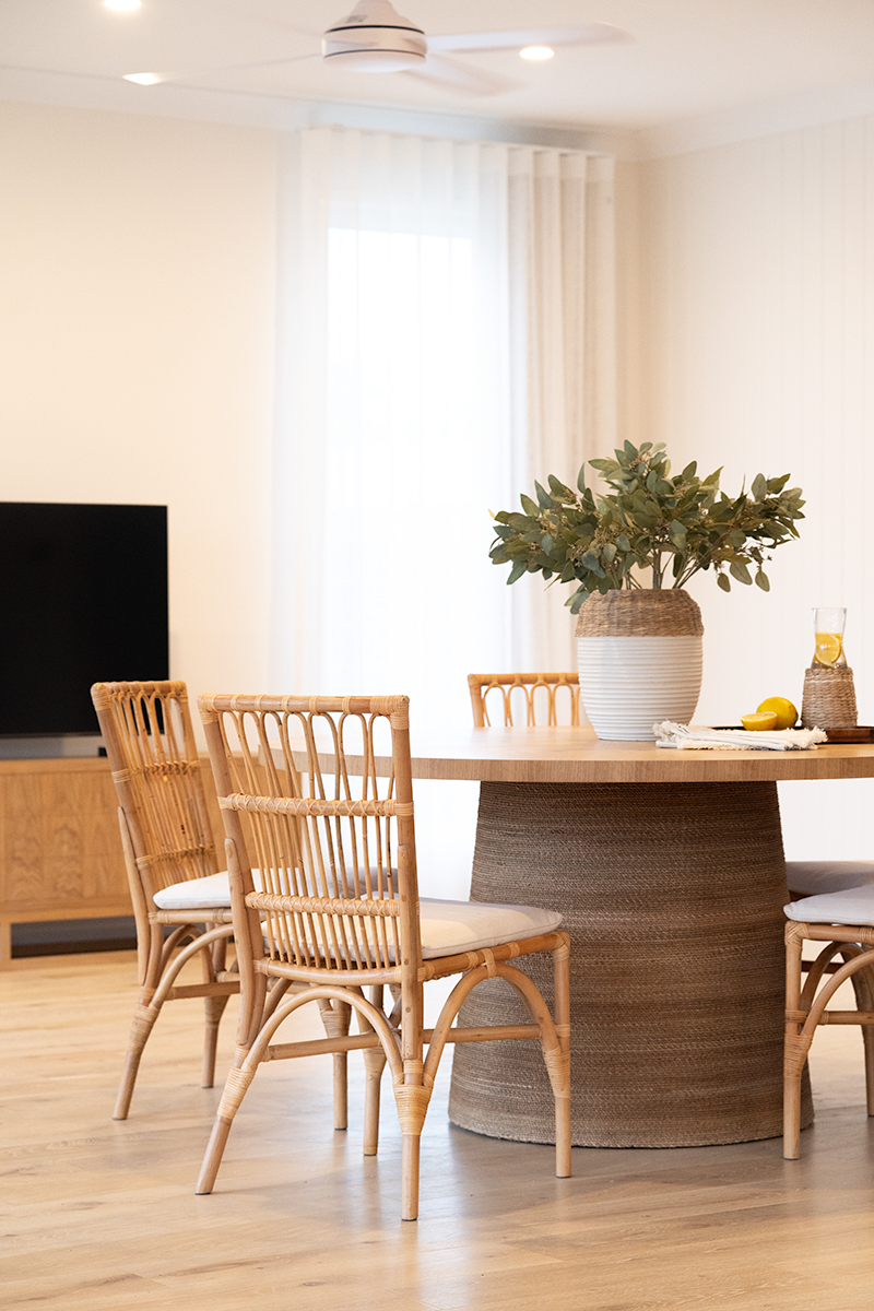 Freeport Dining Table, Diameter 150cm x Height 76cm - Image 3