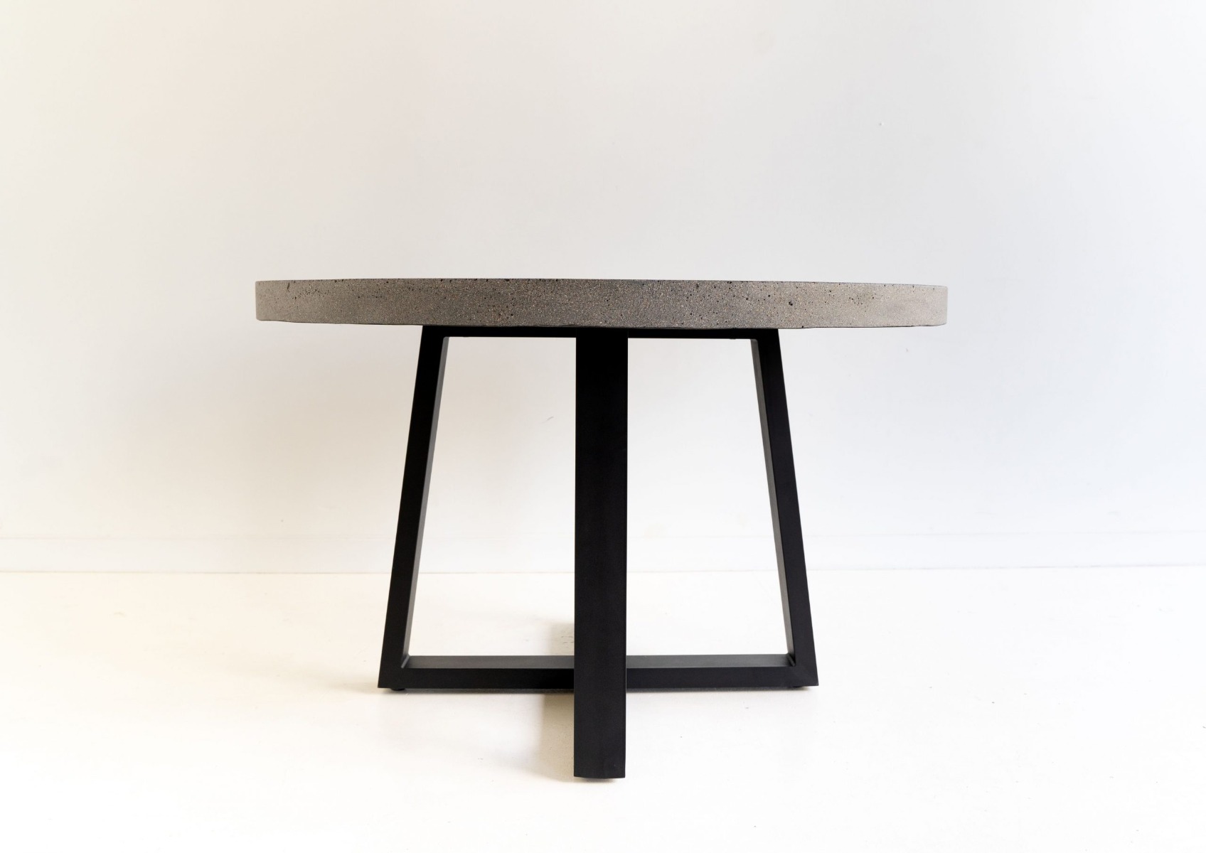 1.2m Alta Elkstone Round Dining Table – Speckled Grey with Black Powder Coated Legs - Image 3