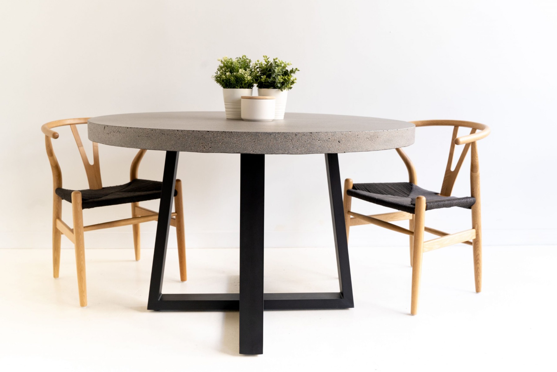 1.2m Alta Elkstone Round Dining Table – Speckled Grey with Black Powder Coated Legs - Image 6