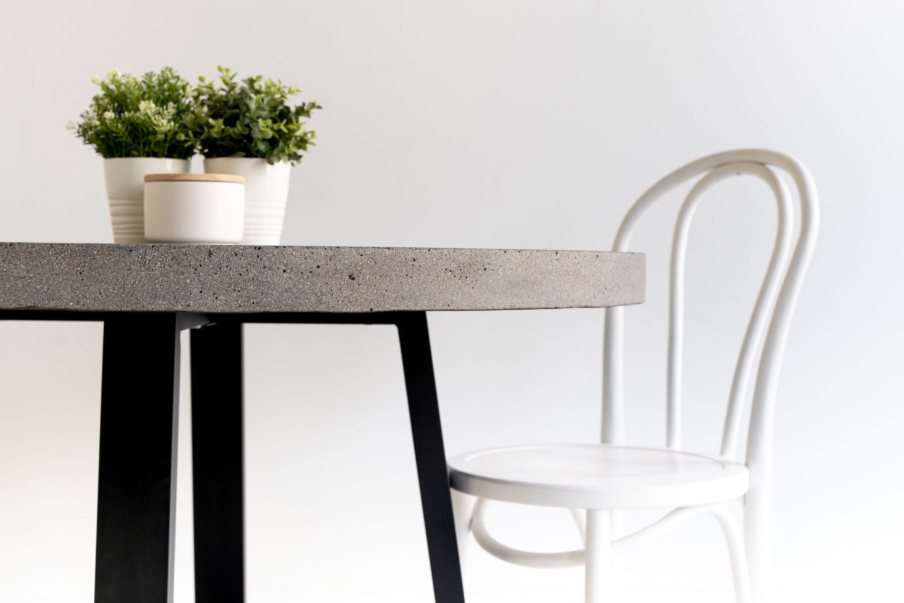 1.2m Alta Elkstone Round Dining Table – Speckled Grey with Black Powder Coated Legs - Image 7