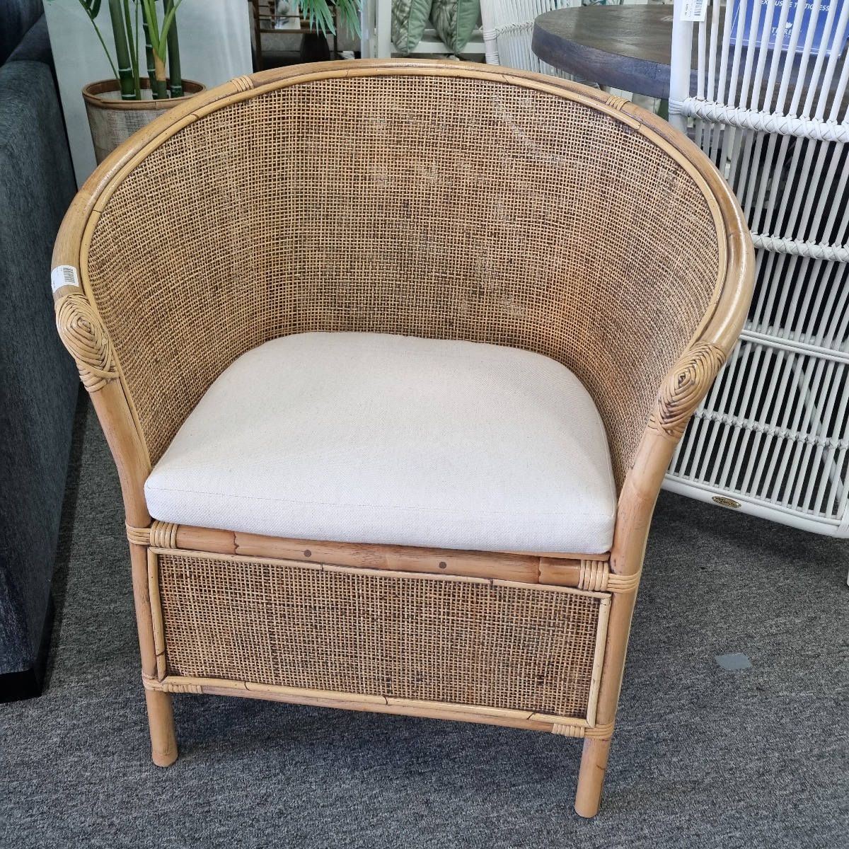 "Raffles" Hampton Style rattan Armchair with cream linen cushion, 76cm x 65cm x 80cm (RRP $499) - Image 4
