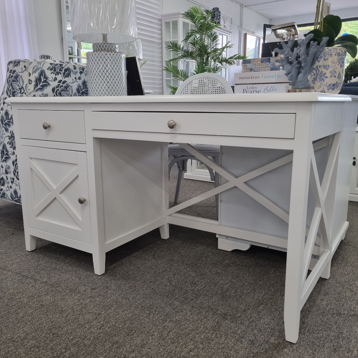 "Montauk" Hamptons Style Timber Desk 1 Door & 2 Drawers White, 140cmWx55cmDx76cmH (RRP $1199) - Image 3