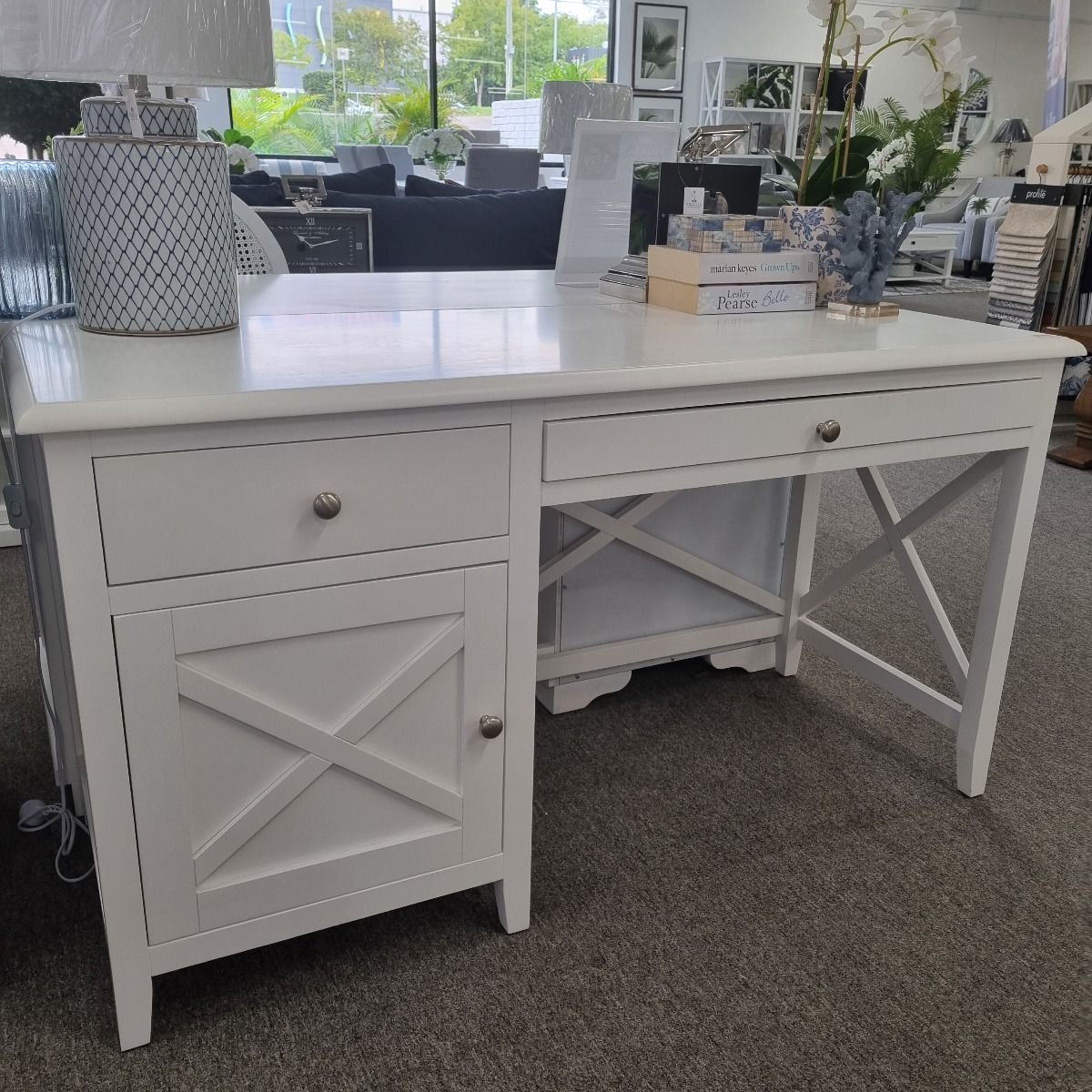 "Montauk" Hamptons Style Timber Desk 1 Door & 2 Drawers White, 140cmWx55cmDx76cmH (RRP $1199) - Image 4