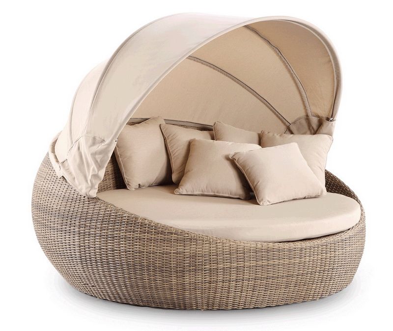 "Cancun" Hamptons Style Outdoor Wicker Large Round Daybed with Canopy in Brushed Wheat with Sand Cushions, 200cm Diameter
