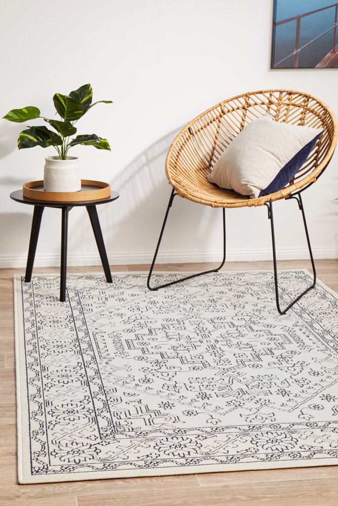 "Seaside" Hamptons Style Outdoor/Indoor Rug, White - Image 4