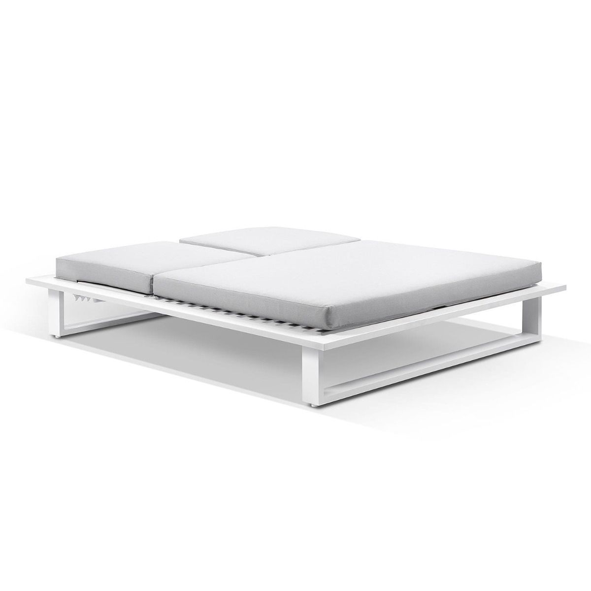 "Barbados" Hamptons Style Double Aluminium Sun Lounge in White with Olefin Grey Cushions - Image 2
