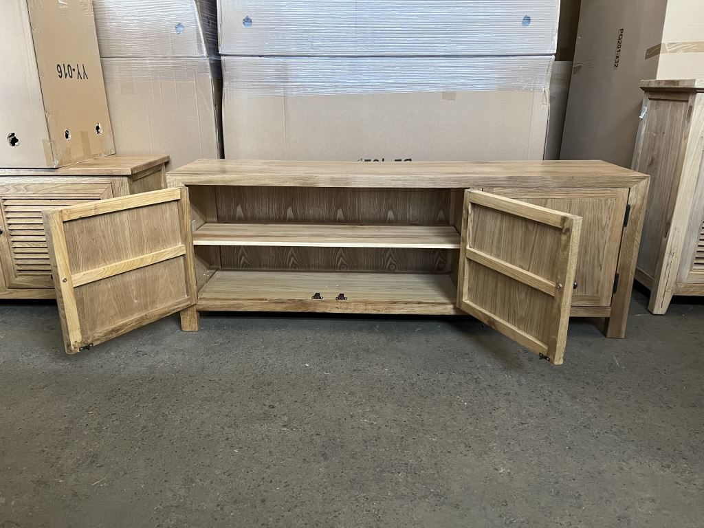 "Bahamas" Coastal Style Oak 3 Door Entertainment TV Unit, 160cm x 40cm x 58cmH (RRP $1699) - Image 2
