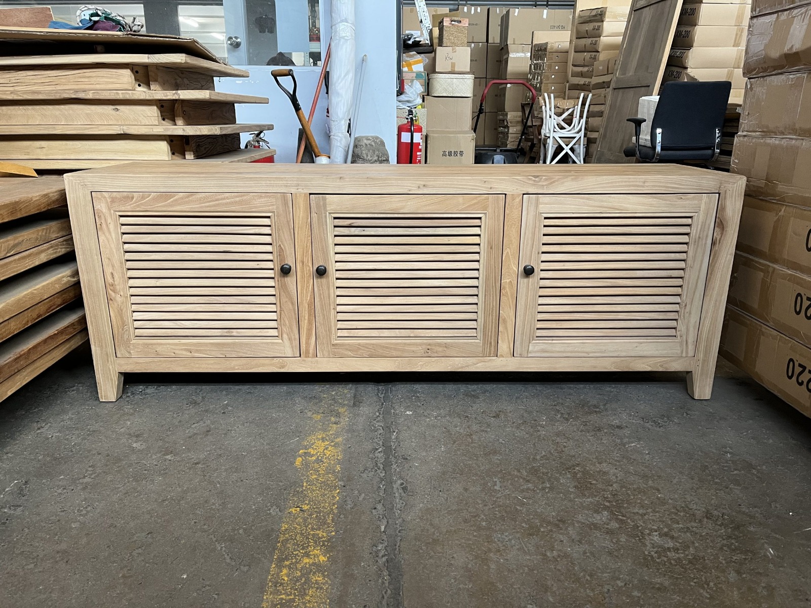 "Byron" Coastal Style 3 Door Entertainment TV Unit Recycled Elm, 160cm x 40cm x 58cmH (RRP $1799) - Image 3
