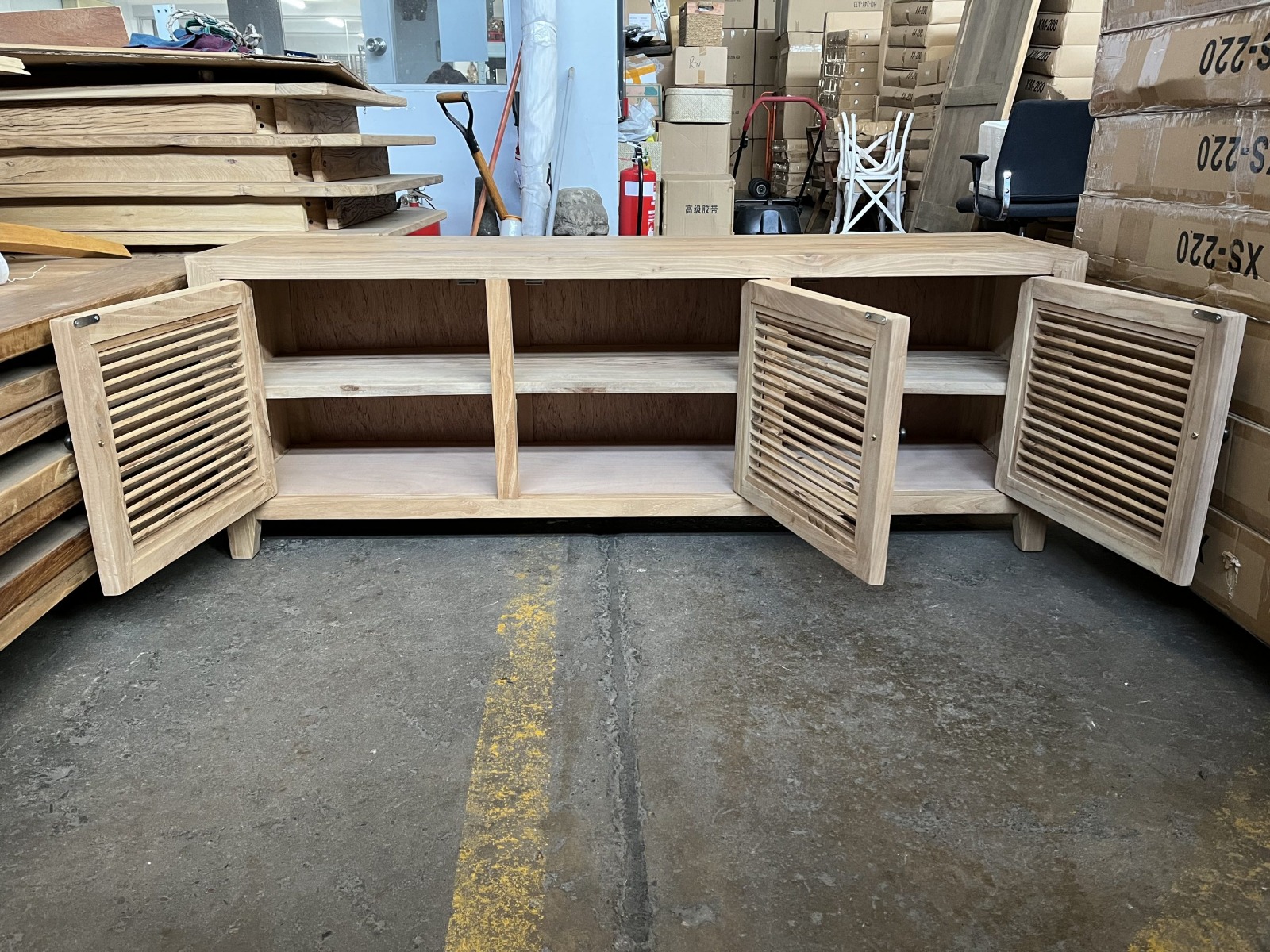 "Byron" Coastal Style 3 Door Entertainment TV Unit Recycled Elm, 160cm x 40cm x 58cmH (RRP $1799) - Image 4