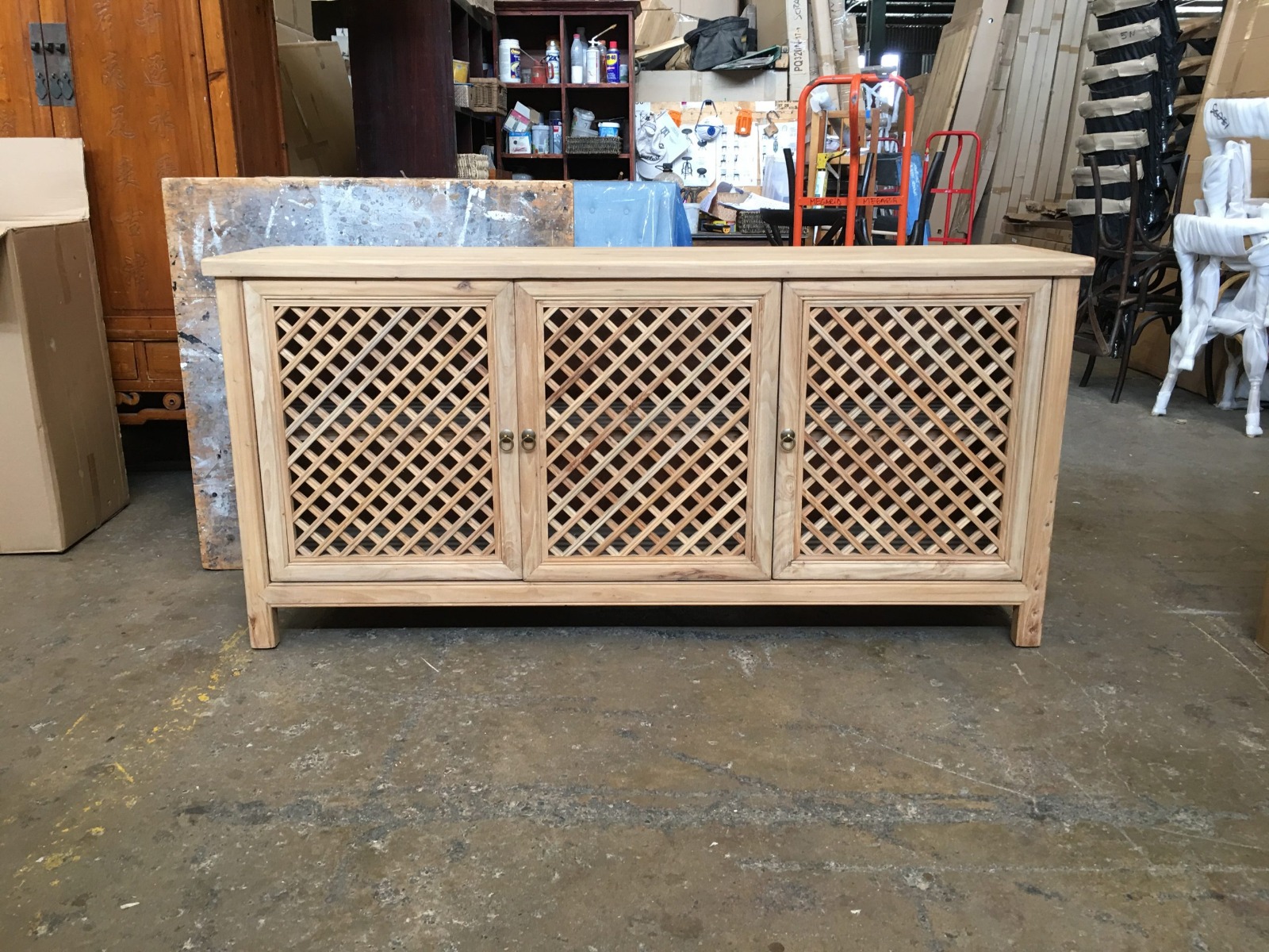 "St Barts" Hamptons Style 3 Door Buffet Recycled Elm with Lattice Doors Natural, 180cm x 45cm x 85cmH (RRP $2799) - Image 5