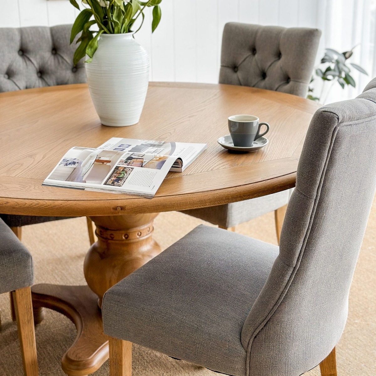 Verona Oakwood 150cm Dining Table Round Natural, W 150cm D 150cm H 78cm (RRP $2999) - Image 3