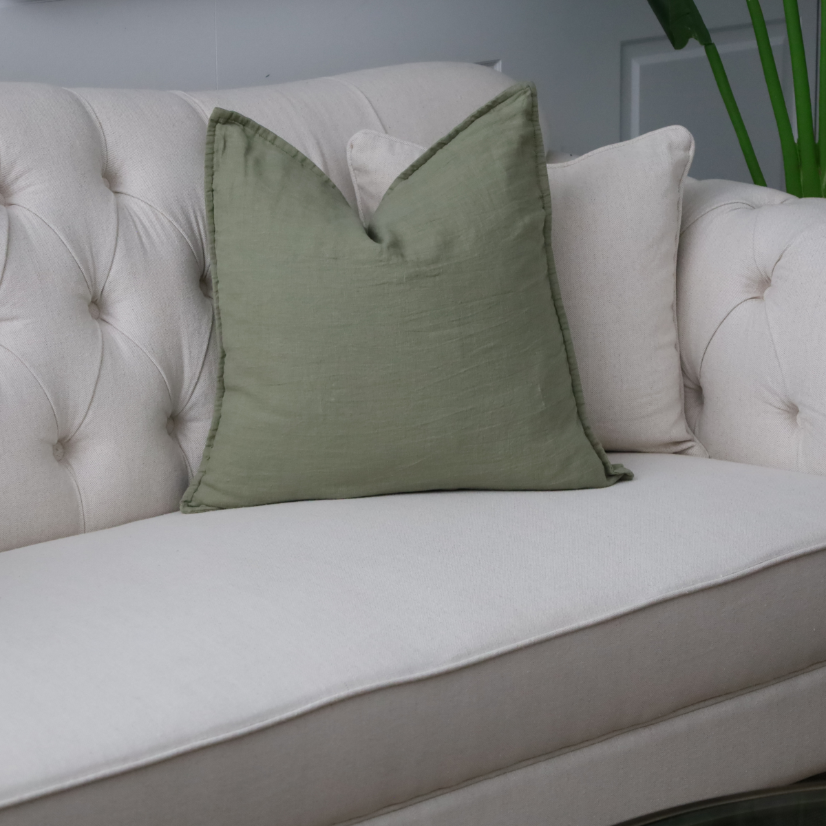 Vaucluse 3 Seat Hamptons Buttoned Sofa Beige Linen Blend, W 224cm D 89cm H 91cm (RRP $2499) - Image 12
