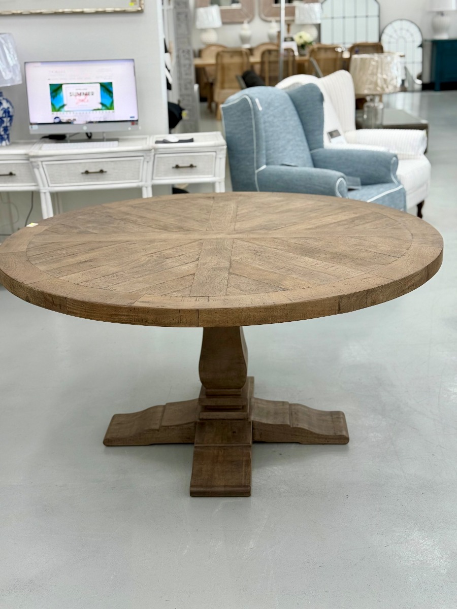 "Whitsunday" Hamptons Style Parquetry Hardwood Timber 150cm Round Dining Table, Hamptons Grey (RRP $2499) - Image 6