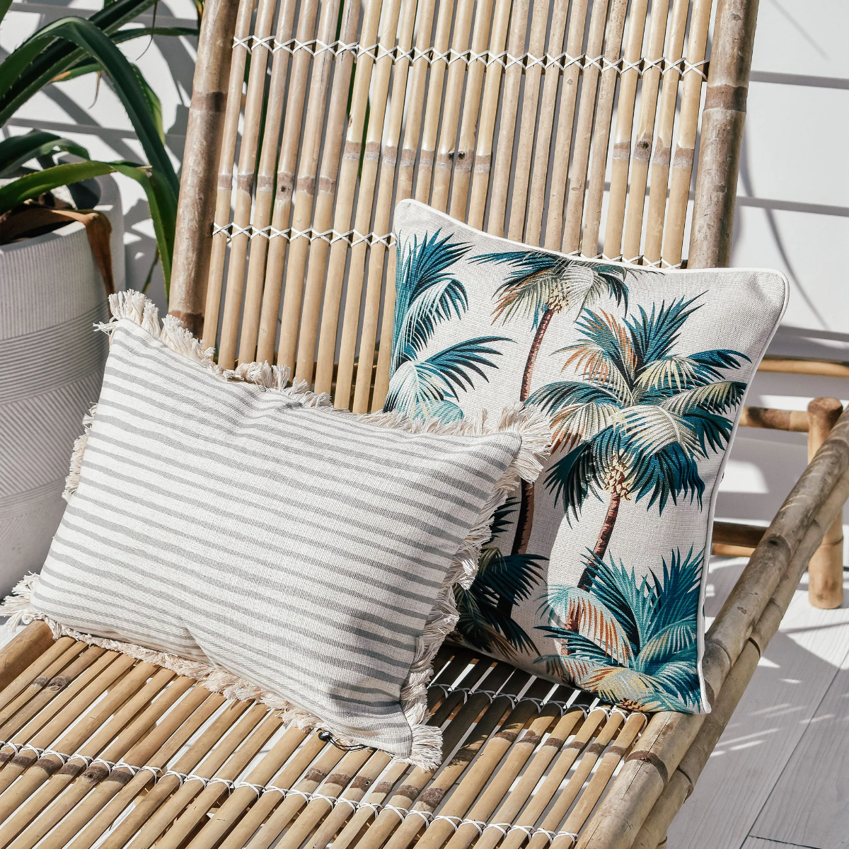 Outdoor Cushion With Piping Palm Trees Natural 45cm x 45cm - Image 8