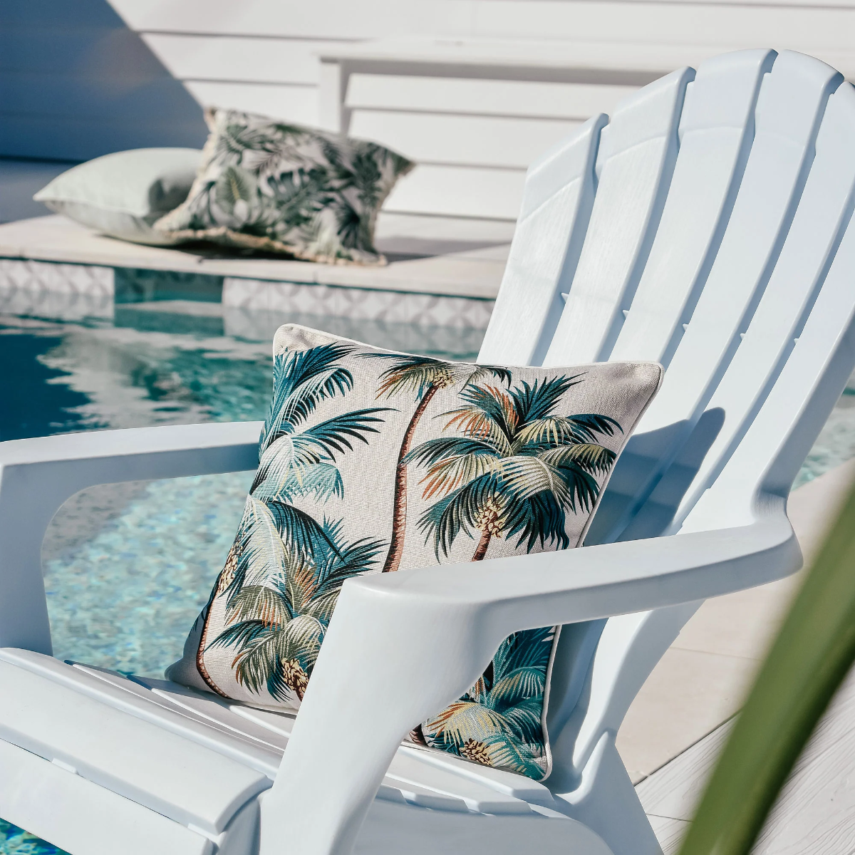 Outdoor Cushion With Piping Palm Trees Natural 45cm x 45cm - Image 9