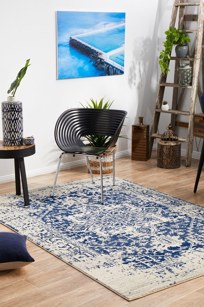 Evoke 253 Hamptons Style Indoor Rug White Navy - Image 2