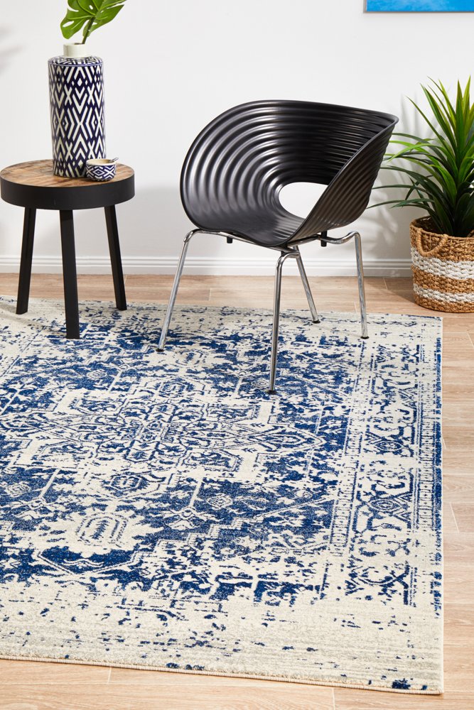 Evoke 253 Hamptons Style Indoor Rug White Navy - Image 3