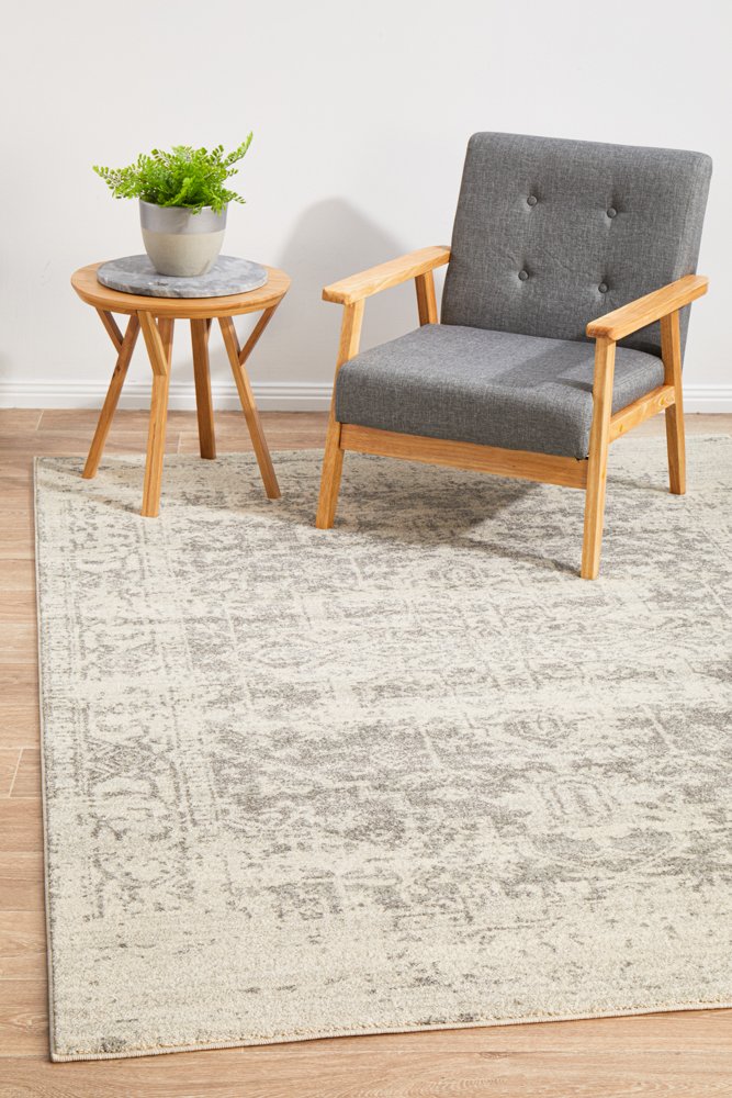 Evoke 253 Hamptons Style Indoor Rug White Silver