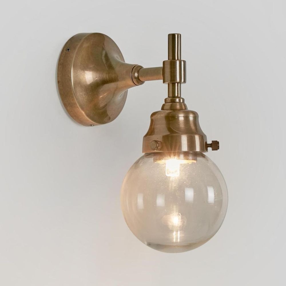 Iceberg Outdoor Wall Light Antique Brass (RRP $308)